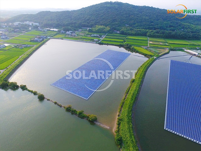 8 MWp schwimmende Photovoltaik in Thailand