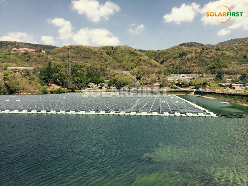 5 MWp schwimmende Photovoltaik in Japan