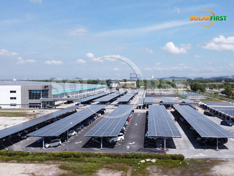 1,6 MWp freitragende BIPV-Carport-Lösung in Malaysia