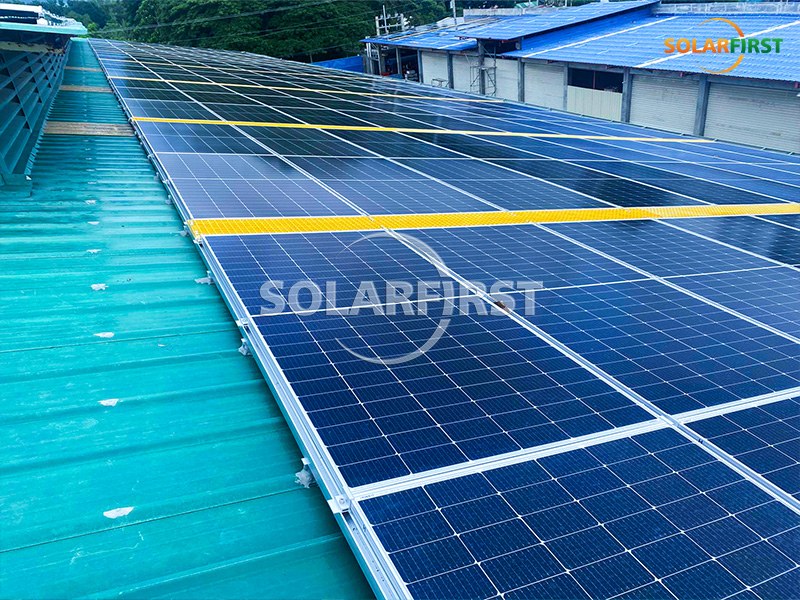 440 kWp On-Grid-Solarsystem auf den Philippinen