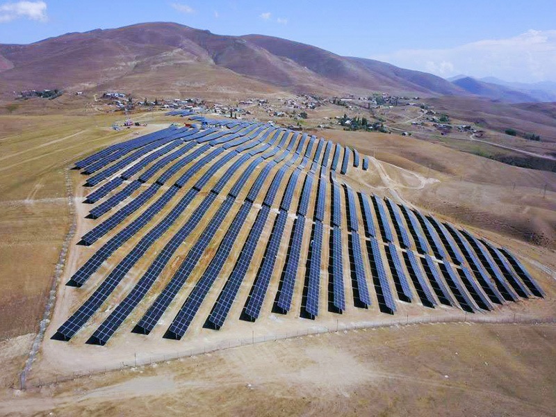 Solar First Group trägt zur globalen grünen Entwicklung bei: Das Photovoltaikprojekt Solar-5 der armenischen Regierung wurde erfolgreich ans Netz angeschlossen