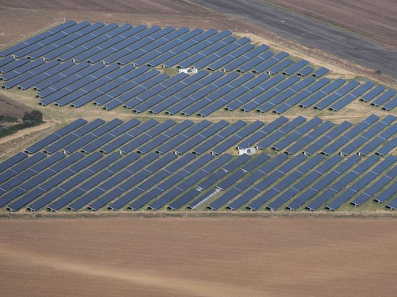 Jenseits der Saisonalität: Analyse des rekordverdächtigen Anstiegs der PV-Installationen im ersten Quartal