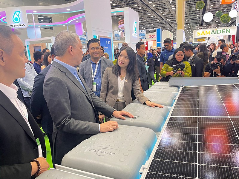 Malaysischer Energieminister besucht Solar First-Stand auf IGEM & CETA 2024