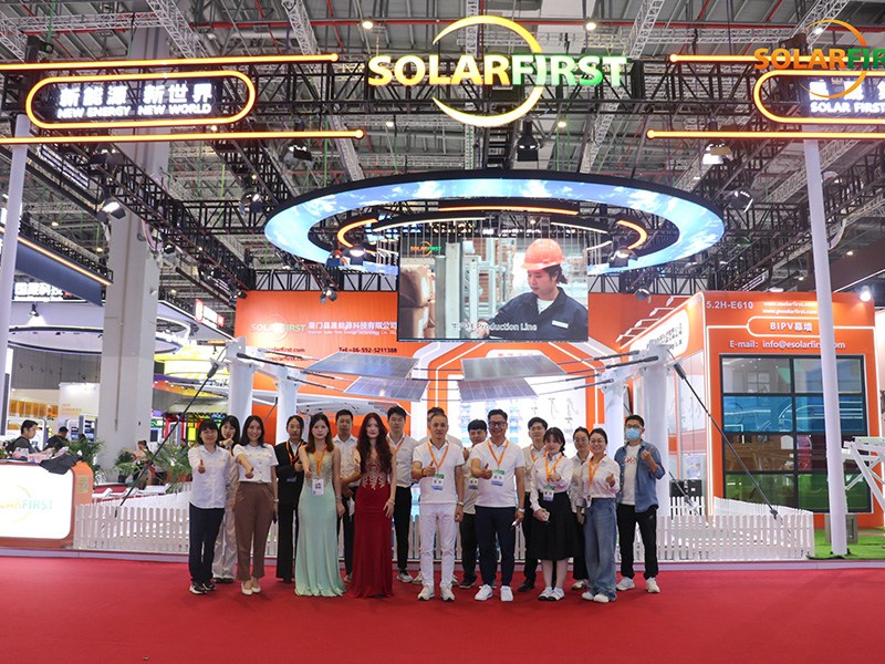 Solar First Group demonstriert auf der SNEC 2025 umfassende Führungsrolle im Bereich PV-Montage