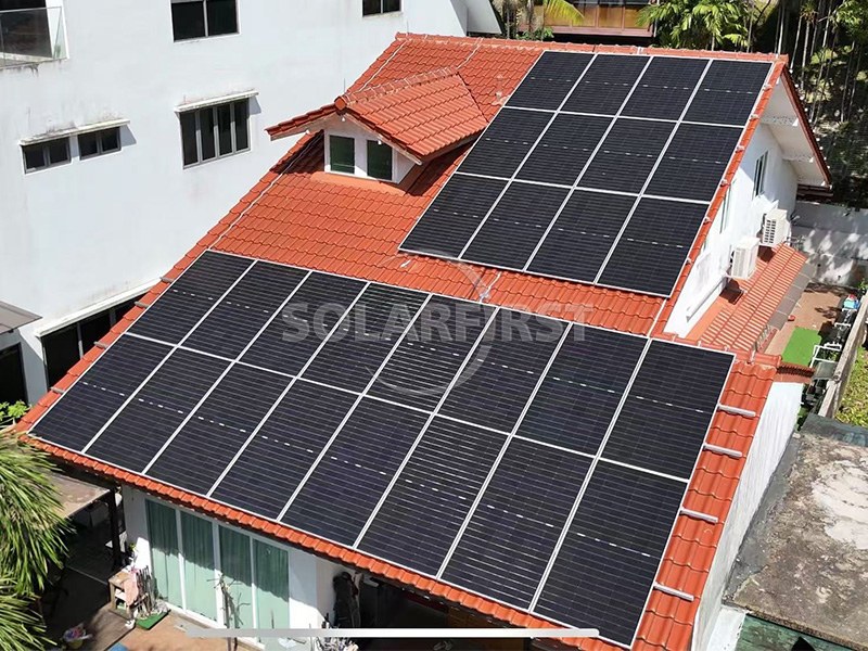 45 kWp Solardachanlage in Singapur